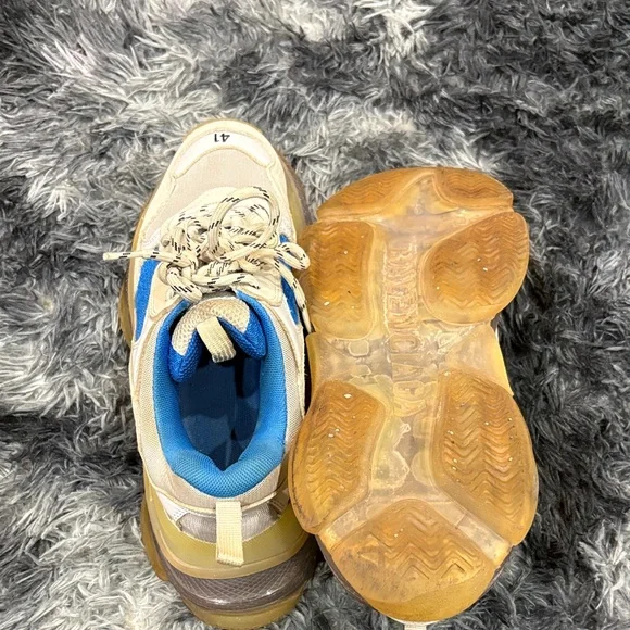 Balenciaga Blue and Beige Sneakers - Picture 5 of 5